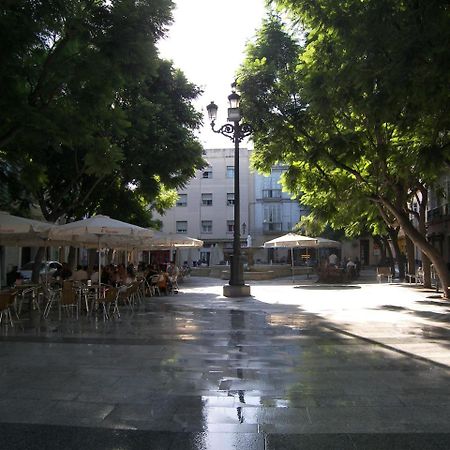 Apartamento 19 Dias Y Muchas Noches Cadiz Bagian luar foto