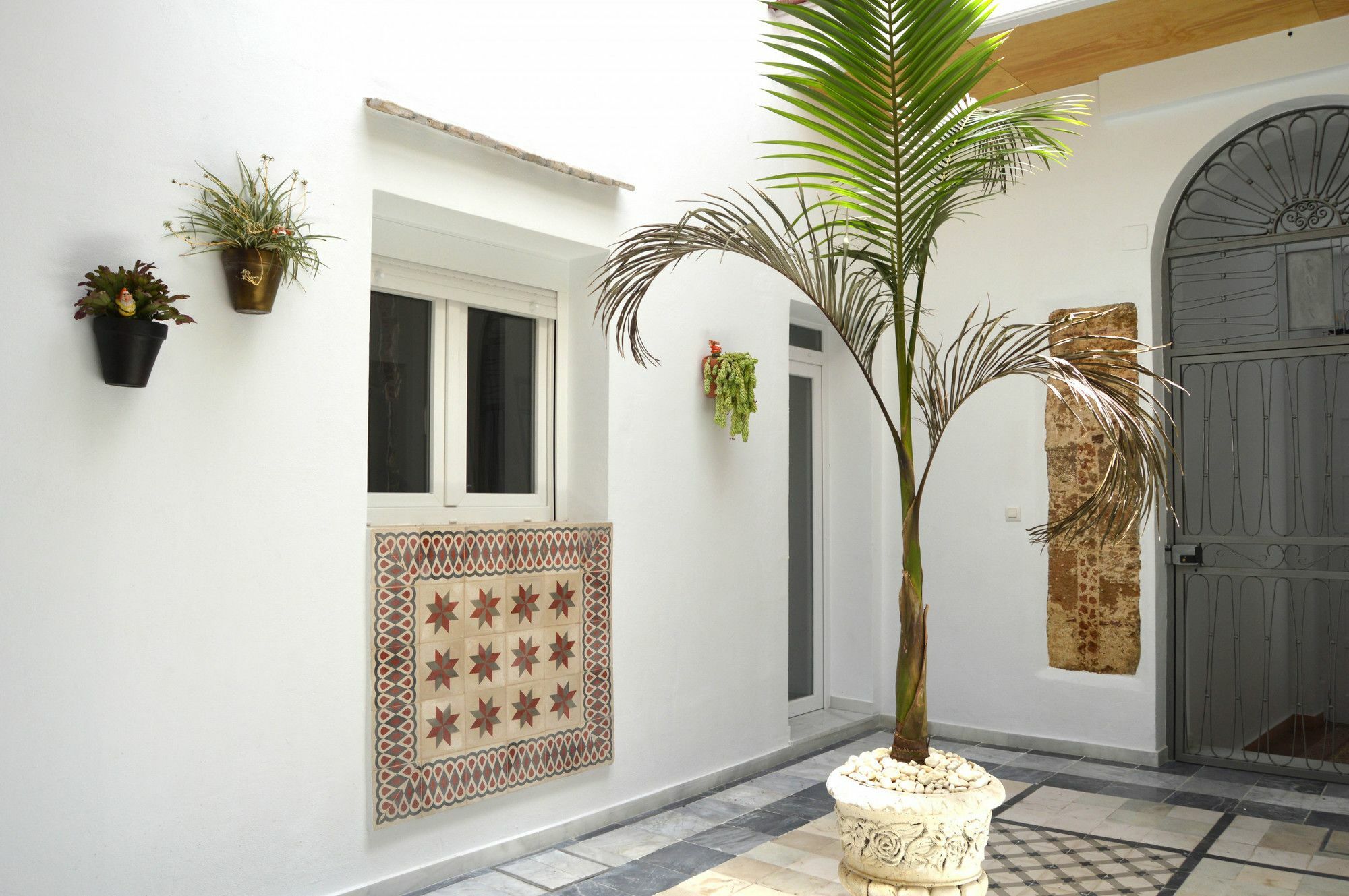 Apartamento 19 Dias Y Muchas Noches Cadiz Bagian luar foto